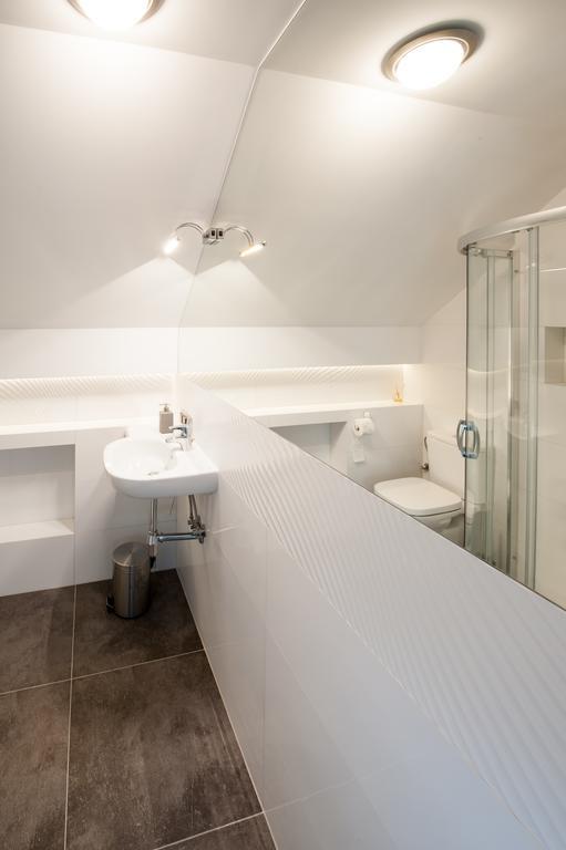Rezerwat85 Homestay *